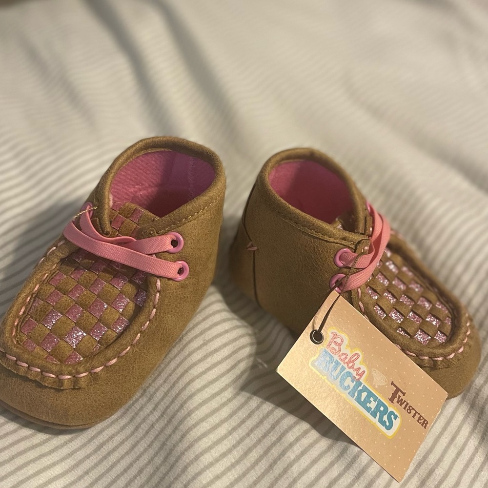 Baby Buckers Twister Shoes